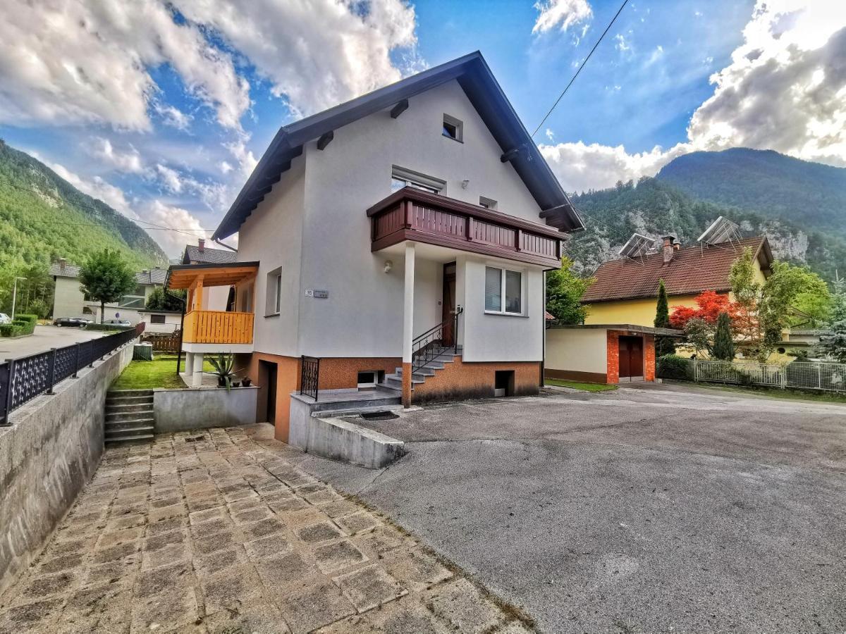 Apartmaji Tomsic Mojstrana Exterior foto