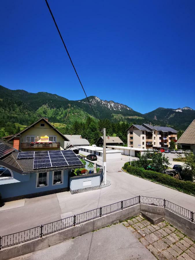 Apartmaji Tomsic Mojstrana Exterior foto