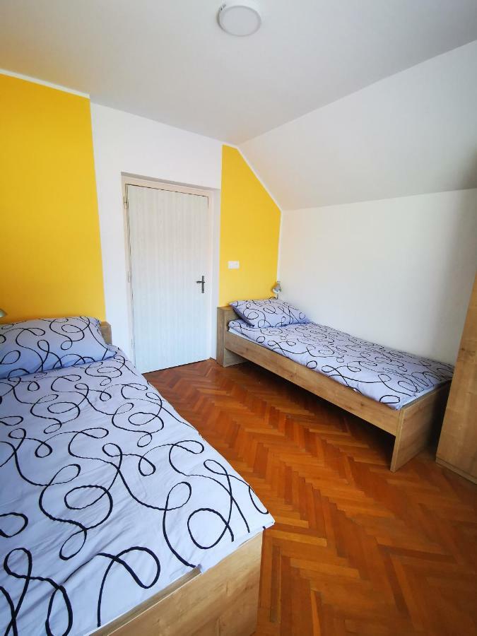 Apartmaji Tomsic Mojstrana Exterior foto