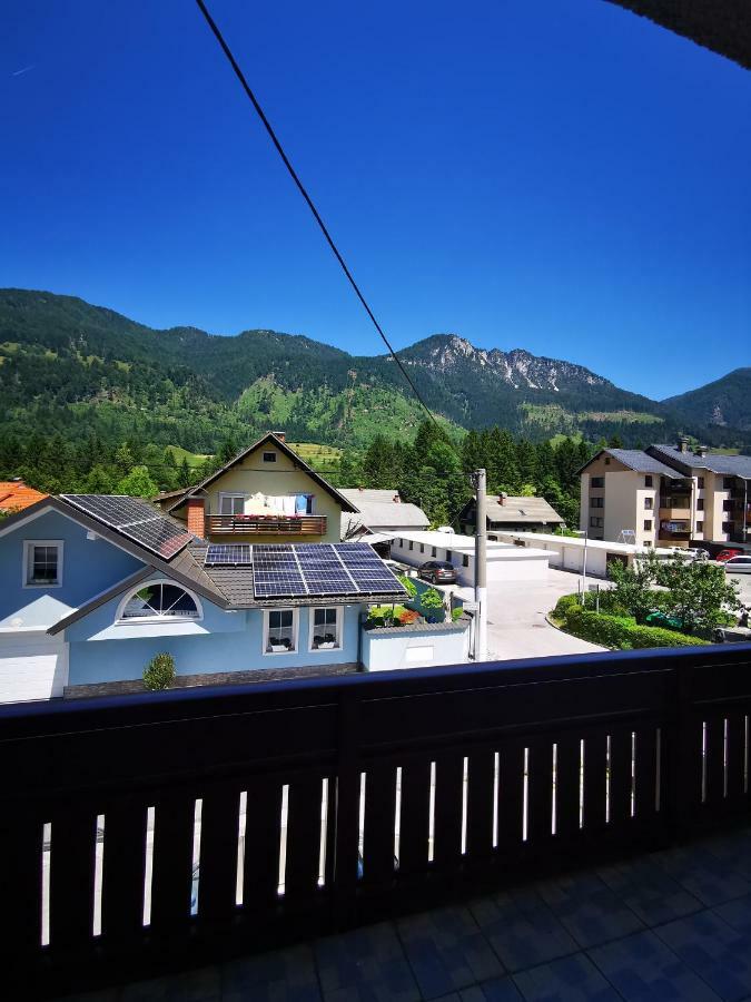 Apartmaji Tomsic Mojstrana Exterior foto
